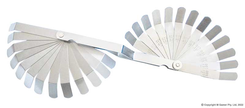 Dual Scale Angled Feeler?Gauge - 0.127-0.762 mm